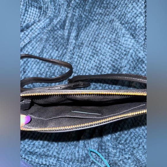 Coach large Crossbody – excellent condition - Picture 5 of 6